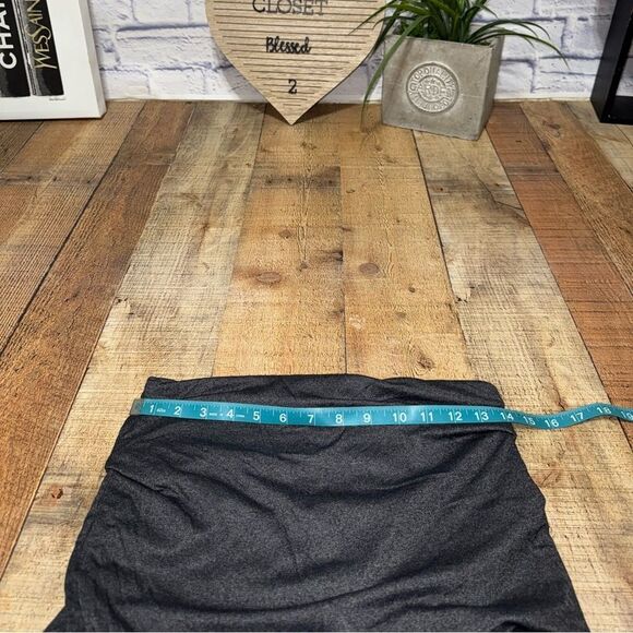 Lululemon Women’s Yin To You Skirted Crop Legging Charcoal/Heathered Black Sz 6 - Picture 8 of 10